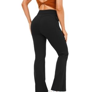 Halara high waisted flare cargo pants
